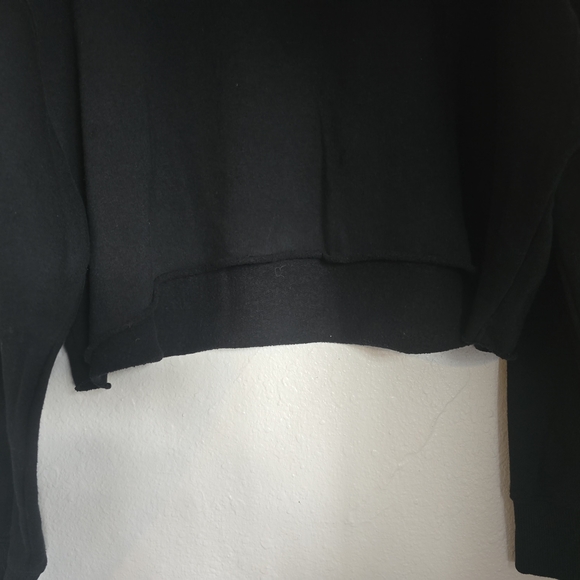 Wild Fable Black Cropped Sweatshirt - Picture 6 of 7